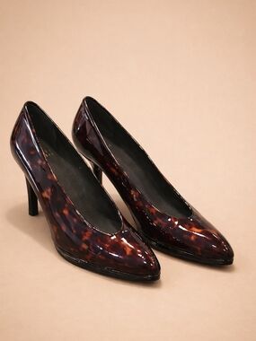 Stuart Weitzman Patent Tortoiseshell Pointed-Toe Pumps - Size 7M
